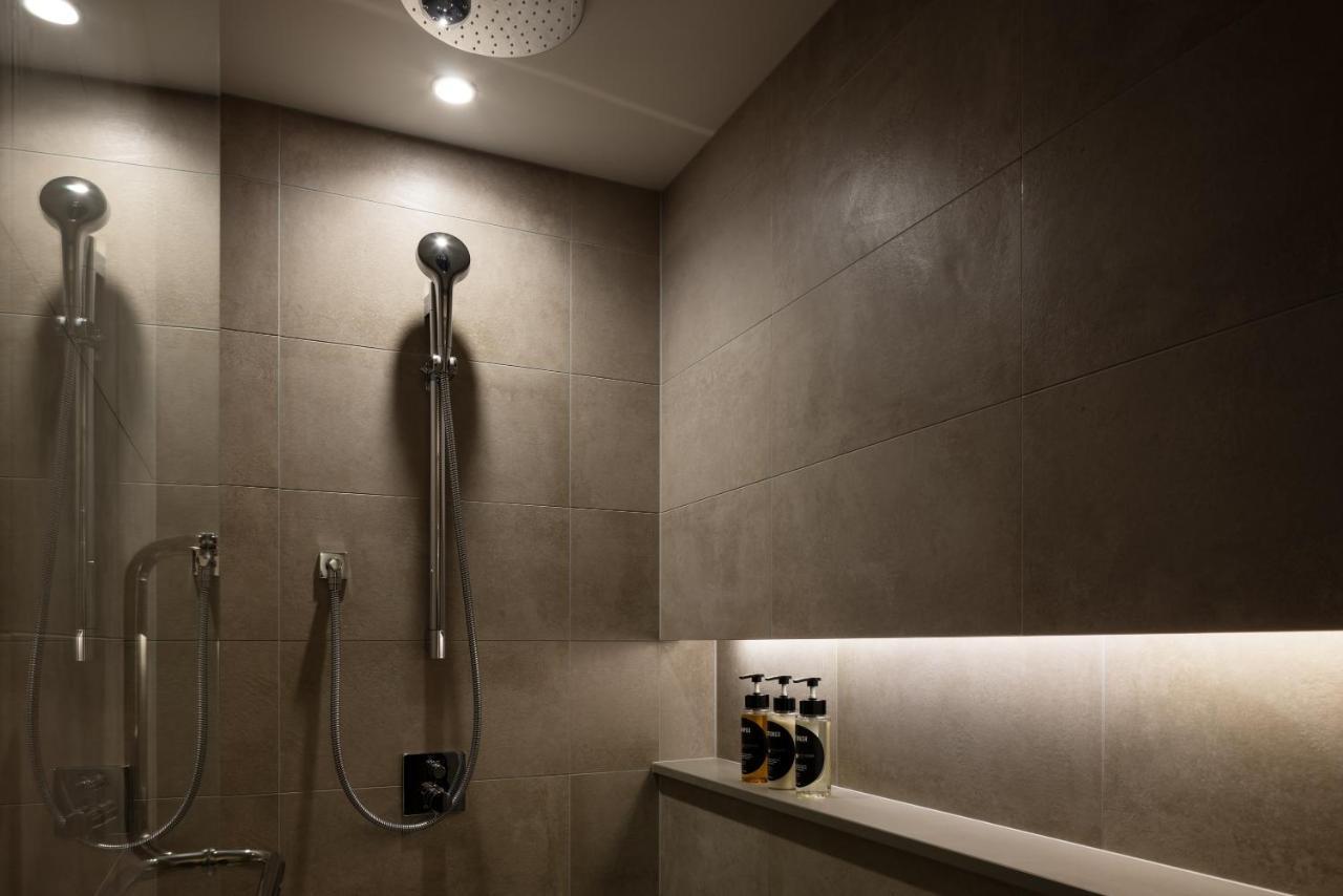Hotel Groove Shinjuku, A Parkroyal Hotel طوكيو المظهر الخارجي الصورة