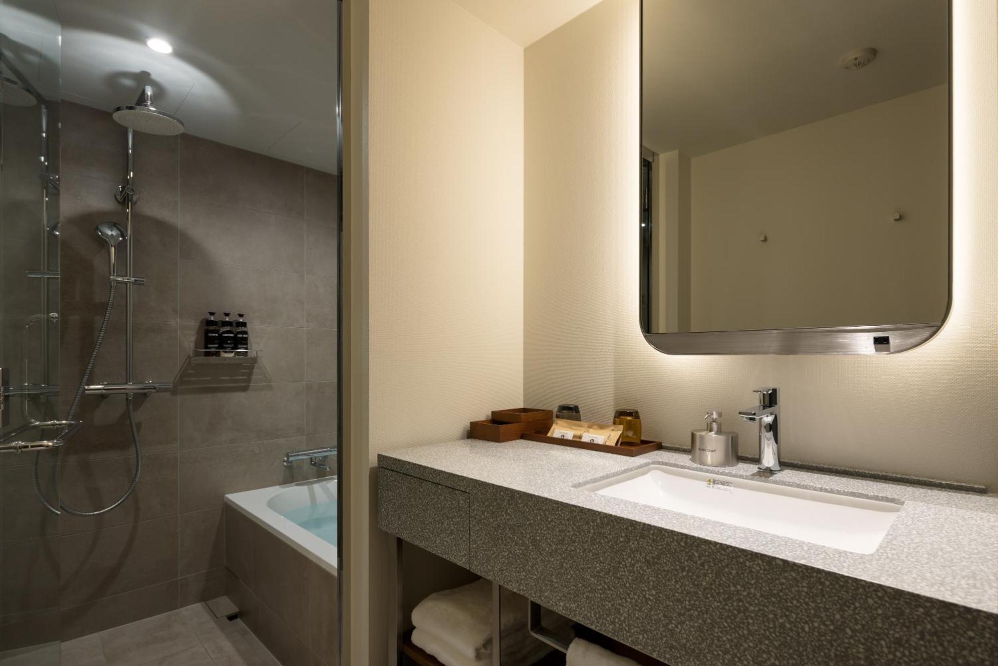 Hotel Groove Shinjuku, A Parkroyal Hotel طوكيو المظهر الخارجي الصورة